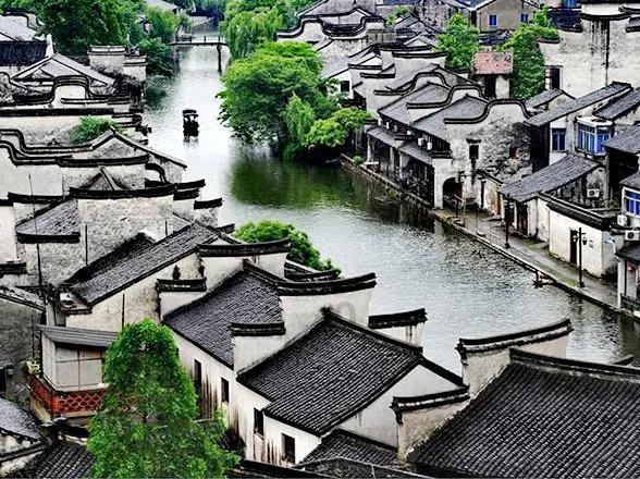 经典难超越 电影《花千骨》导演致歉:对票房不理想感到很意外也很内疚